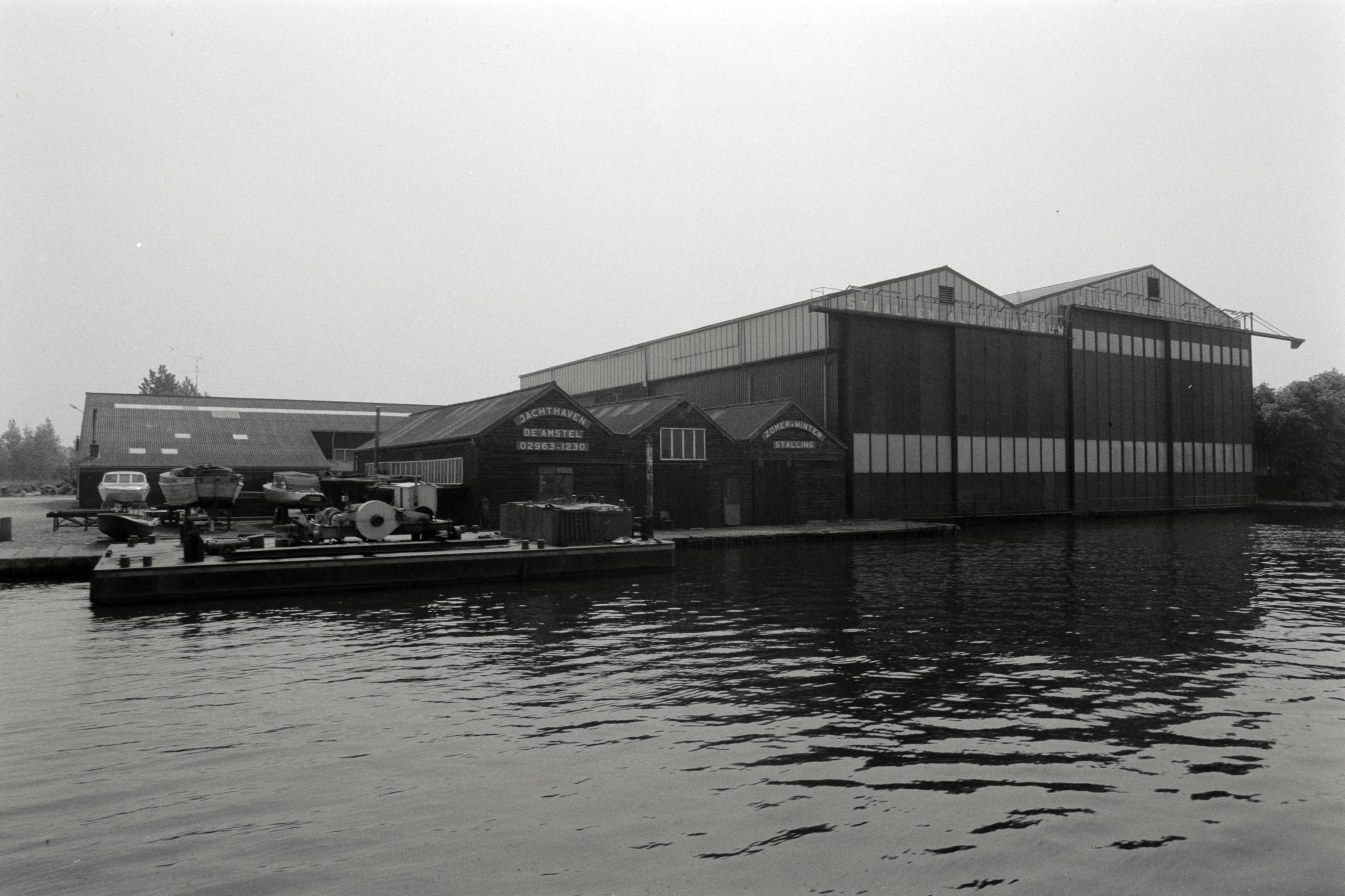 AHP F1992 06 002 sc250507 img02 NLP